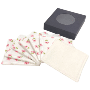 Coffret 7 lingettes démaquillantes lavables réutilisables en coton bio GOTS, zéro déchet et peaux sensibles. Éco-responsable, durable et facile d’entretien.