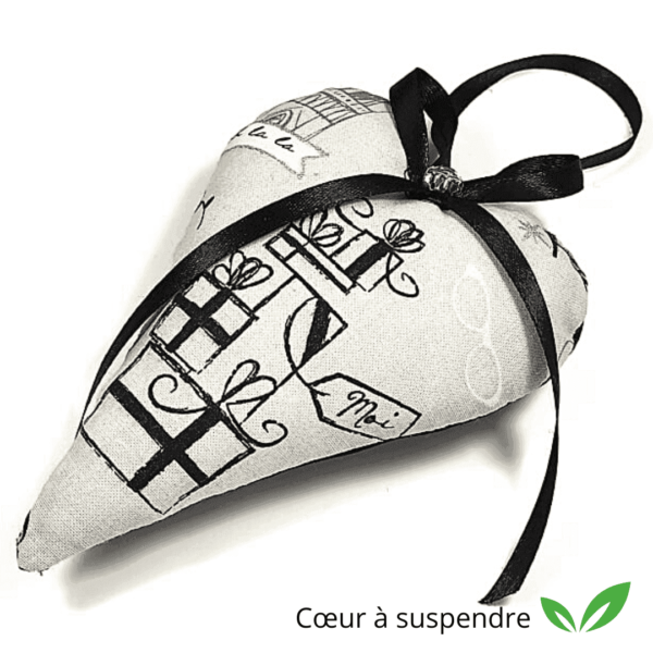 Cœur décoratif à suspendre « Cadeaux »