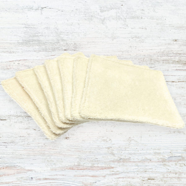 Lingettes pour bébé lavables et réutilisables en coton bio au motif chat, douces et écologiques, idéales pour la peau sensible de votre enfant.