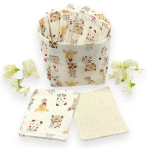 Coffret lingettes bébé en coton bio GOTS : 10 lingettes réutilisables zéro déchet, douces, durables et faciles à entretenir en machine.